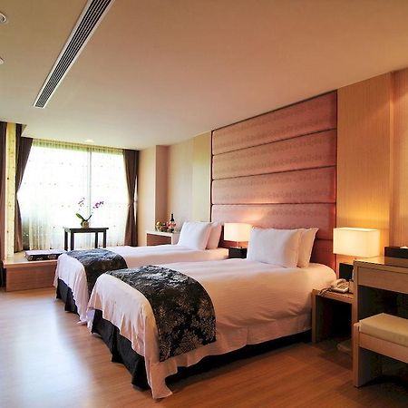 Tai-Yi Red Maple Resort Puli Exterior foto